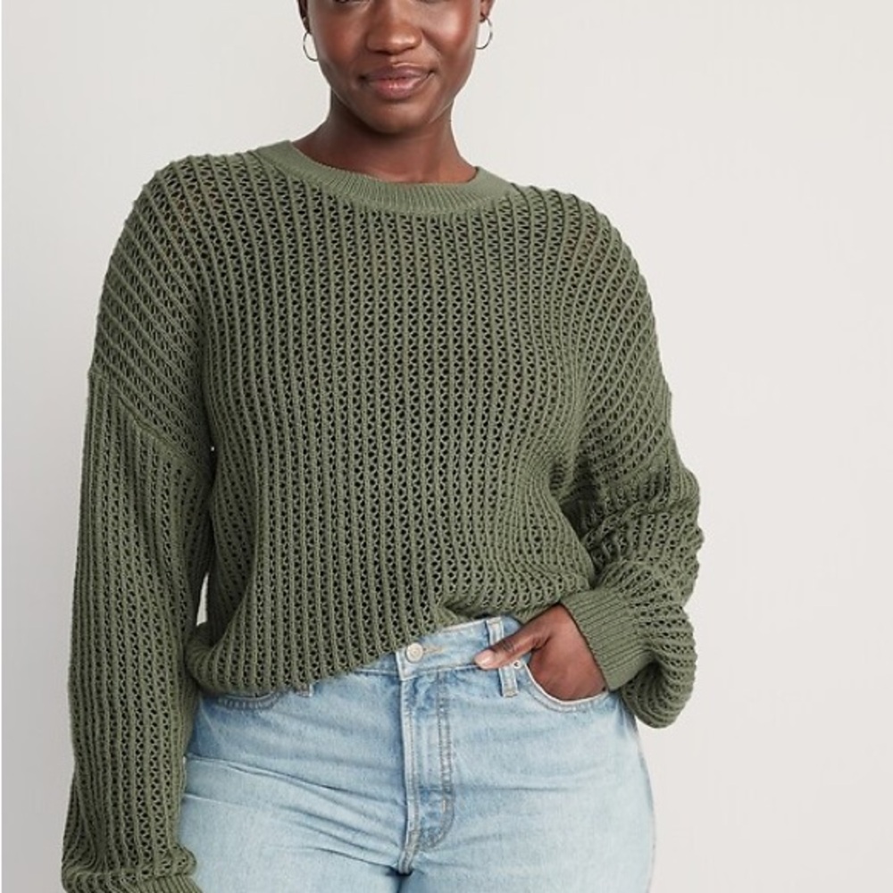 Old Navy Women’s Long Sleeve Knit Sweater in Olive
